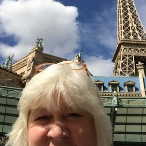 Meet your Posher, Cathy